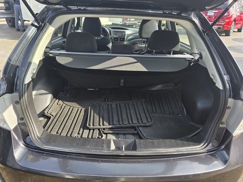 Used 2011 Subaru Impreza 2.5i image 7