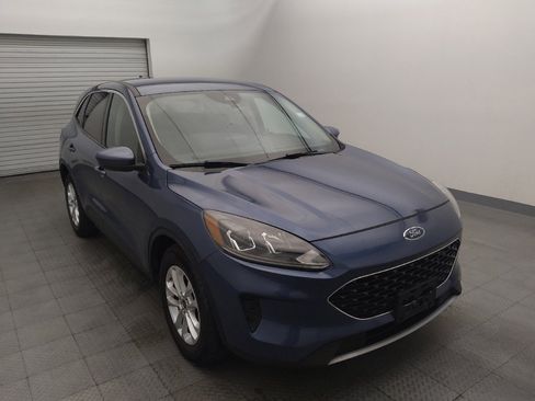 Used 2020 Ford Escape SE FWD image 13
