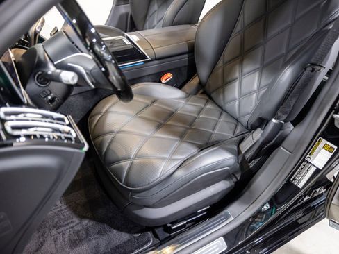 Used 2024 Mercedes-Benz Maybach S 680 4MATIC image 43