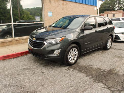 Used 2020 Chevrolet Equinox LS AWD/4WD image 3