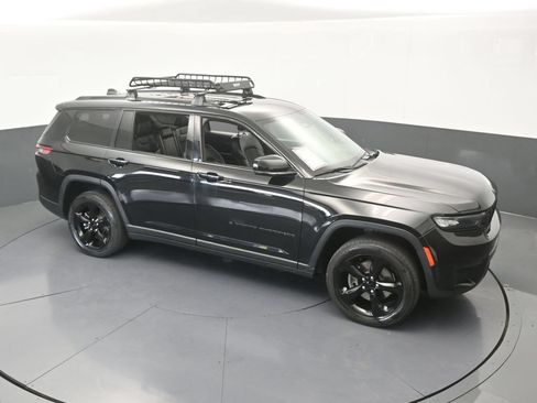 Used 2022 Jeep Grand Cherokee L Laredo RWD image 56