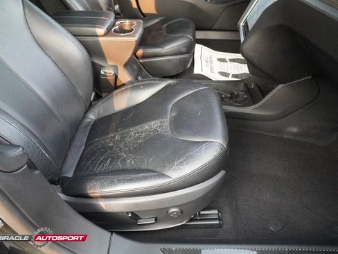 Used 2014 Tesla Model S 85 image 32