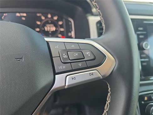 Used 2023 Volkswagen Atlas SE FWD image 23