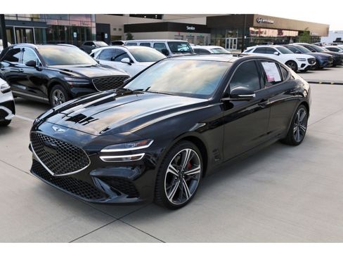 Used 2025 Genesis G70 3.3T Advanced w/ Sport Prestige Package image 3