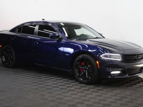 Used 2016 Dodge Charger R/T w/ Driver Confidence Group RWD image 1