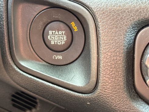 Used 2025 Jeep Wrangler Unlimited Sport S 4xe AWD/4WD image 31