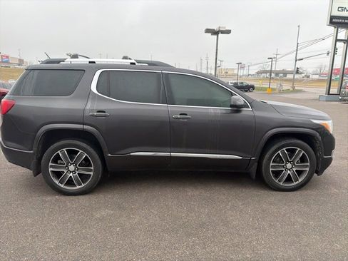 Used 2018 GMC Acadia Denali w/ Technology Package image 12