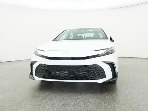 New 2026 Toyota Camry SE image 32