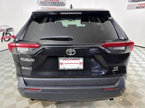 Used 2023 Toyota RAV4 LE image 4