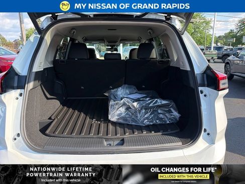 New 2026 Nissan Rogue SV w/ Rock Creek Premium Package AWD/4WD image 23