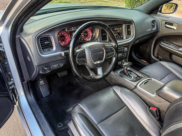 Used 2022 Dodge Charger SXT w/ Leather Interior Group RWD image 5