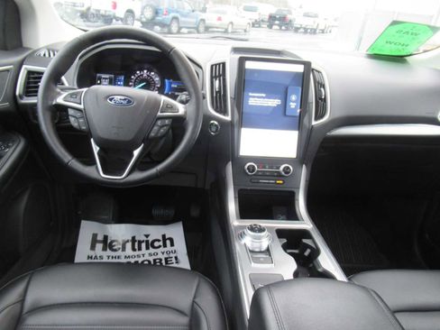 Used 2022 Ford Edge SEL w/ Convenience Package image 23