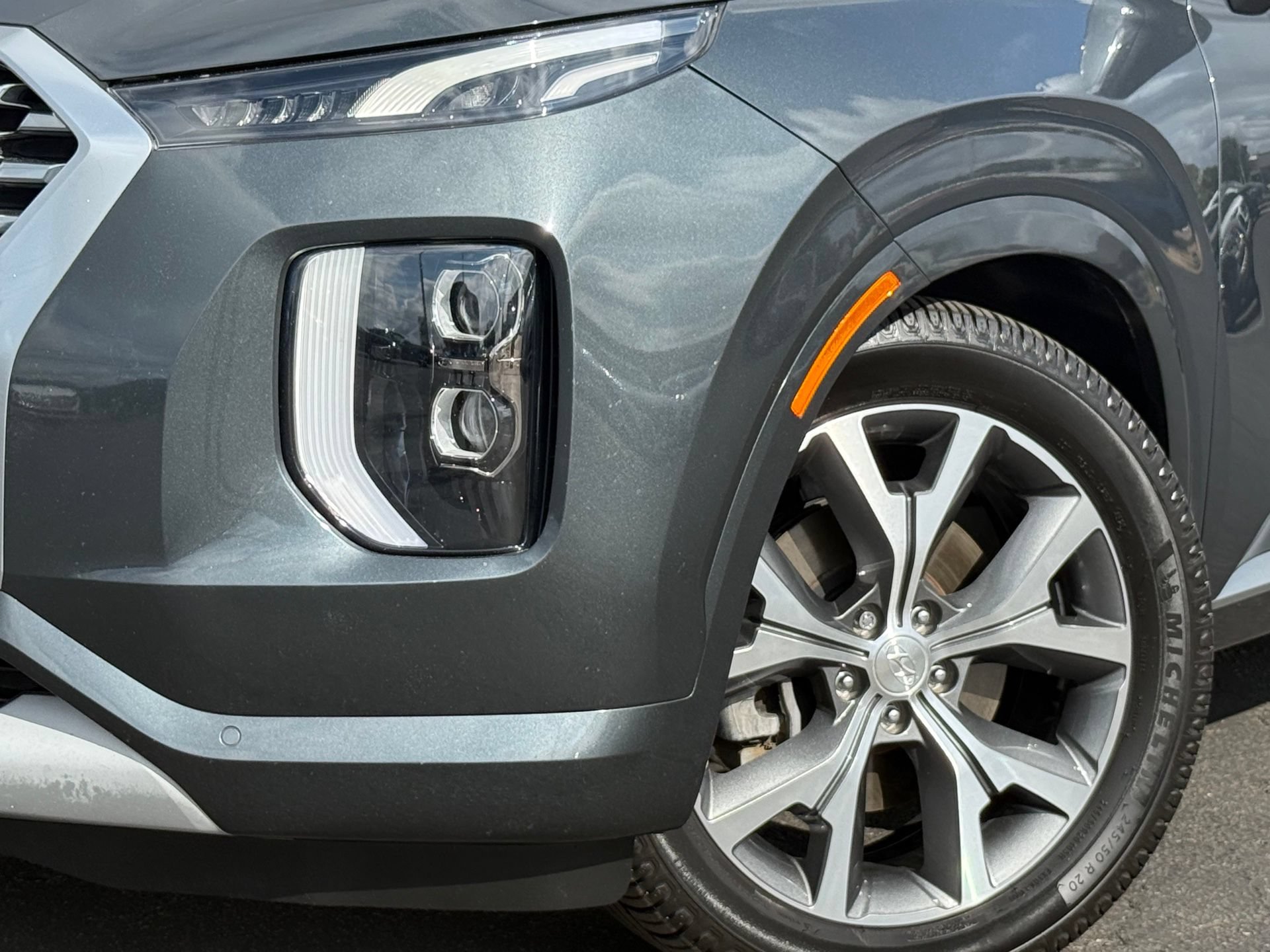 Used 2022 Hyundai Palisade Limited AWD/4WD image 3