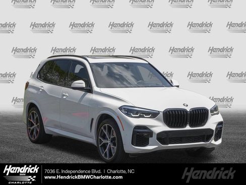 Used 2022 BMW X5 xDrive40i w/ M Sport Package AWD/4WD image 1