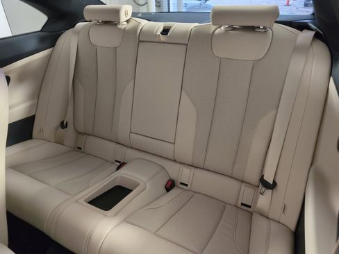 Used 2025 BMW 230i Coupe w/ Convenience Package image 28