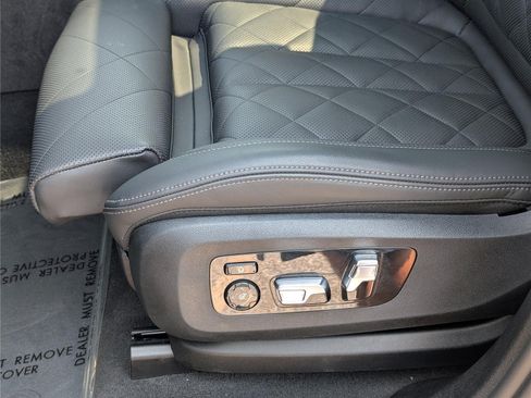 Used 2025 BMW X6 M60i w/ Executive Package AWD/4WD image 24
