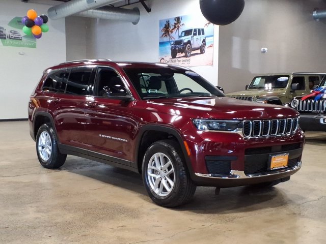 Used 2024 Jeep Grand Cherokee L Laredo w/ Luxury Tech Group I AWD/4WD image 4