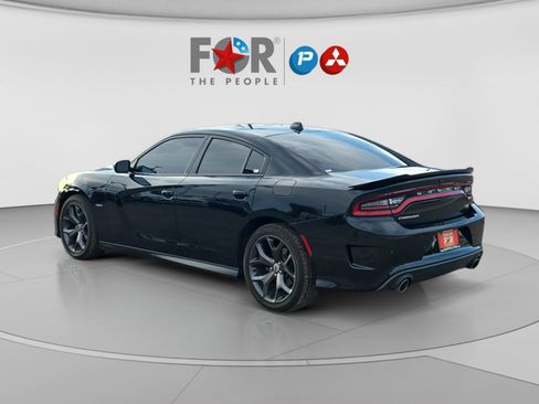 Used 2019 Dodge Charger R/T RWD image 3