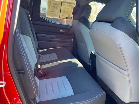 Used 2025 Toyota Tacoma TRD Off-Road image 16