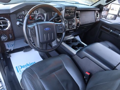 Used 2015 Ford F350 Platinum image 28