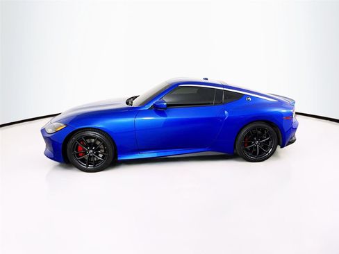 Used 2025 Nissan Z Performance w/ Floor Mat Package RWD image 25