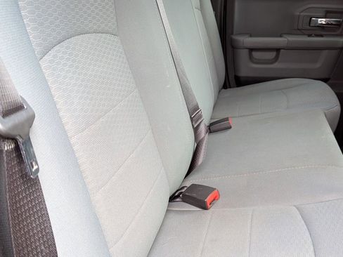 Used 2016 RAM 1500 Classic SLT image 17