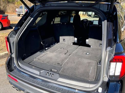 Certified 2025 Ford Explorer ST image 32