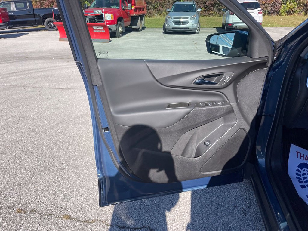 Used 2024 Chevrolet Equinox LT FWD image 14