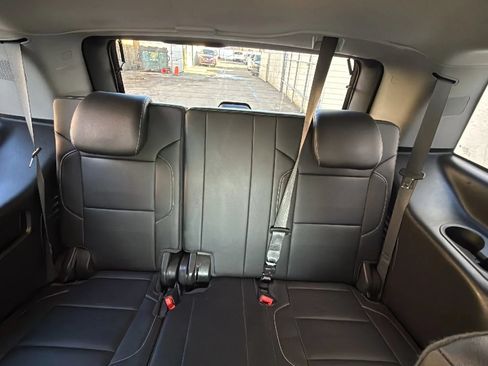 Used 2018 Chevrolet Tahoe LT AWD/4WD image 28