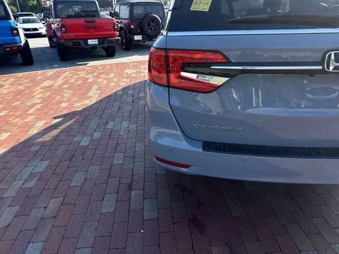 Certified 2024 Honda Odyssey Touring image 8