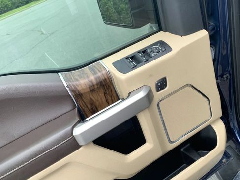 Used 2019 Ford F150 Lariat RWD image 20