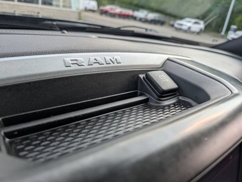 Used 2022 RAM 2500 Big Horn AWD/4WD image 33