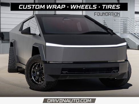 Used 2024 Tesla Cybertruck AWD Crew Cab image 1