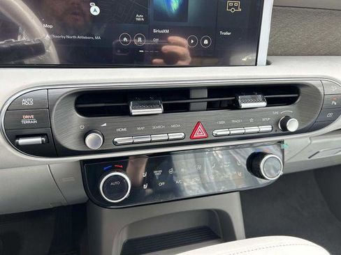 New 2026 Hyundai Palisade Limited image 9