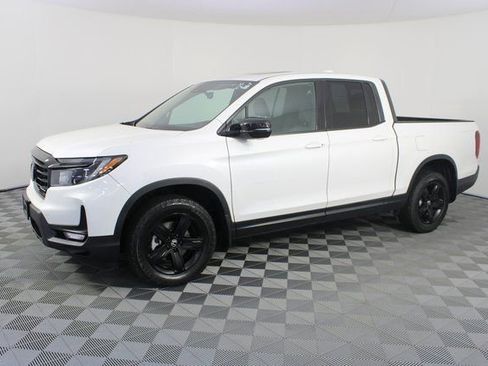 Used 2023 Honda Ridgeline Black Edition image 2