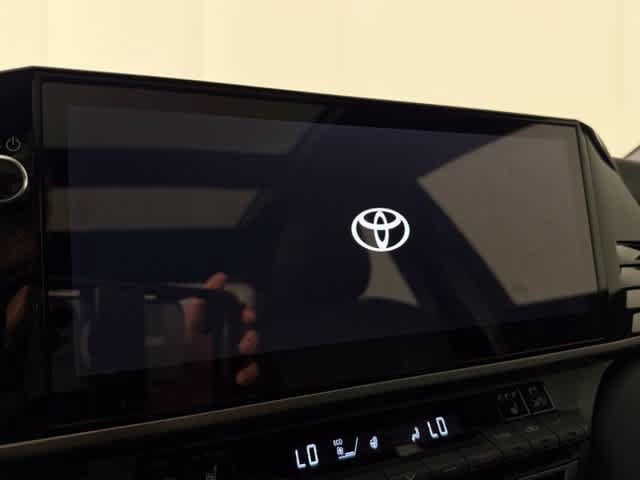 Used 2026 Toyota Camry XSE FWD image 18