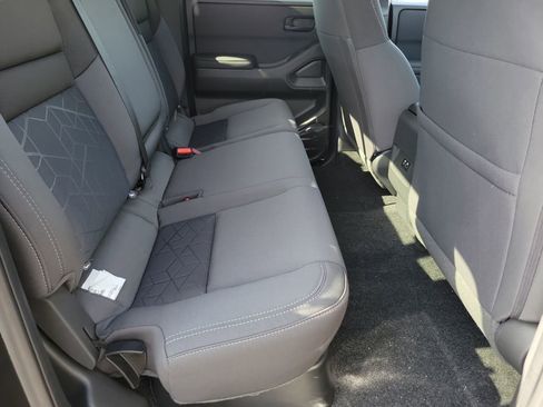 New 2026 Nissan Frontier SV w/ Tow Package image 18