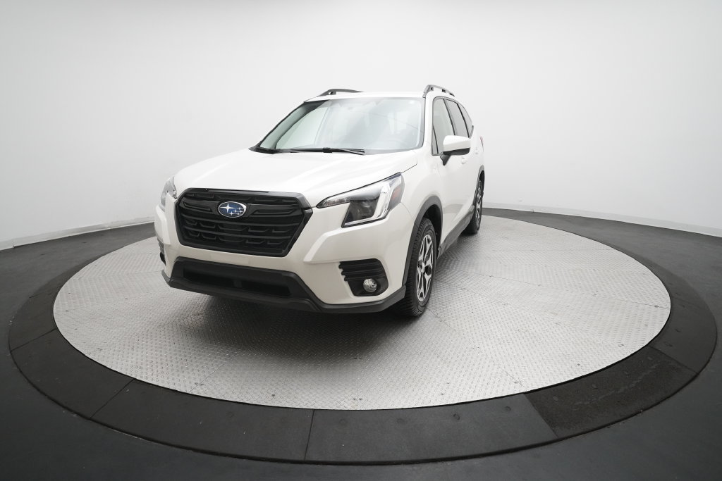Used 2023 Subaru Forester Premium AWD/4WD image 12