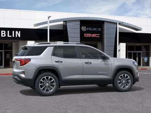 New 2026 GMC Terrain Elevation w/ Elevation Premium Package image 3