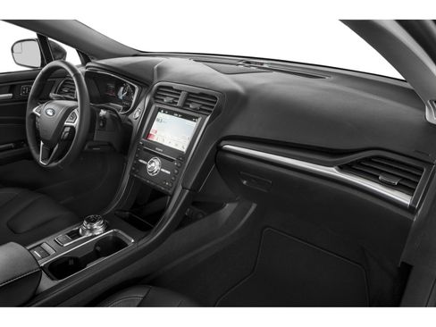 Used 2018 Ford Fusion Titanium image 10