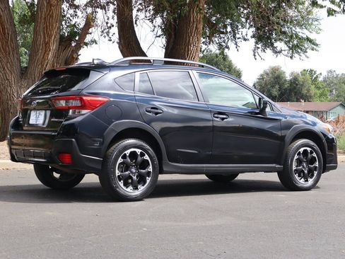Used 2021 Subaru Crosstrek 2.0i Premium w/ Moonroof Package AWD/4WD image 5