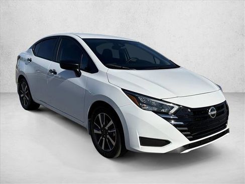 Used 2025 Nissan Versa S w/ S Plus Package image 3