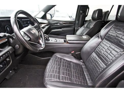 Certified 2022 Cadillac Escalade Sport Platinum w/ LPO, ONYX Package image 6