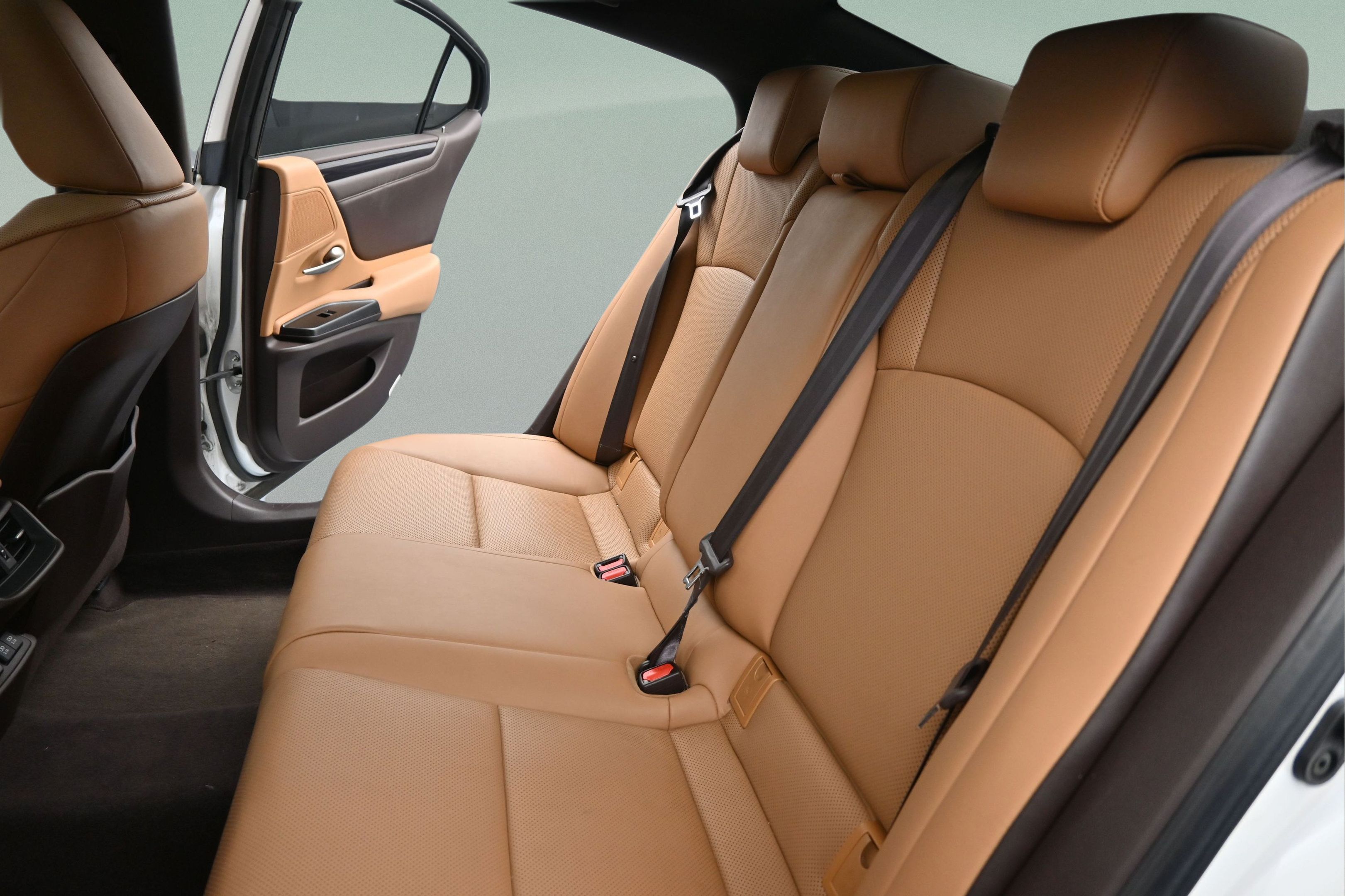 Used 2019 Lexus ES 350 w/ Premium Package FWD image 24
