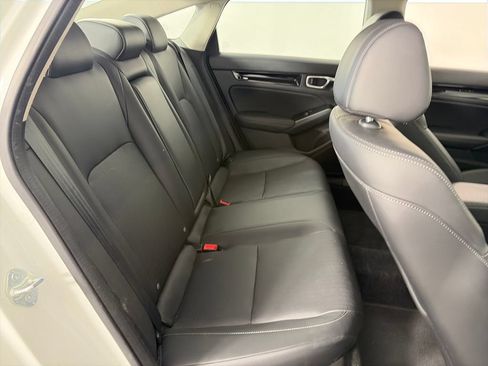 Used 2024 Honda Civic Touring image 28