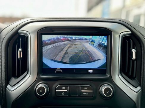 Used 2023 Chevrolet Silverado 3500 LT w/ Convenience Package image 26