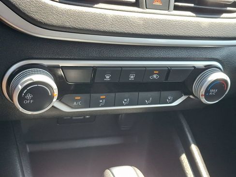 Certified 2025 Nissan Altima 2.5 S FWD image 16