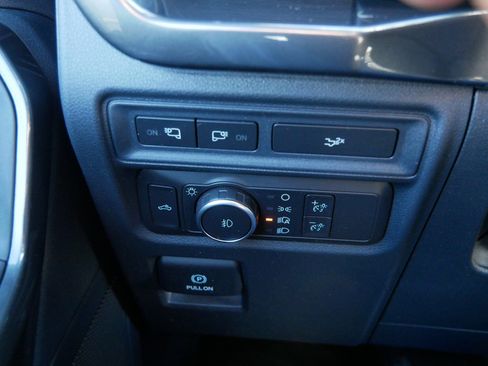 Certified 2022 Ford F150 XLT w/ Equipment Group 302A High image 25