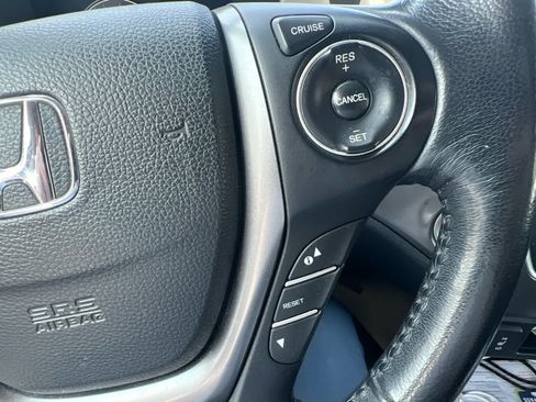 Used 2016 Honda Pilot EX-L image 2