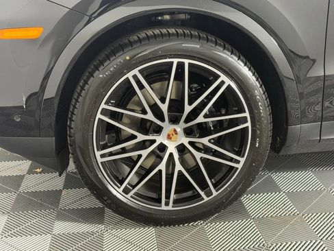 New 2026 Porsche Cayenne Coupe image 11